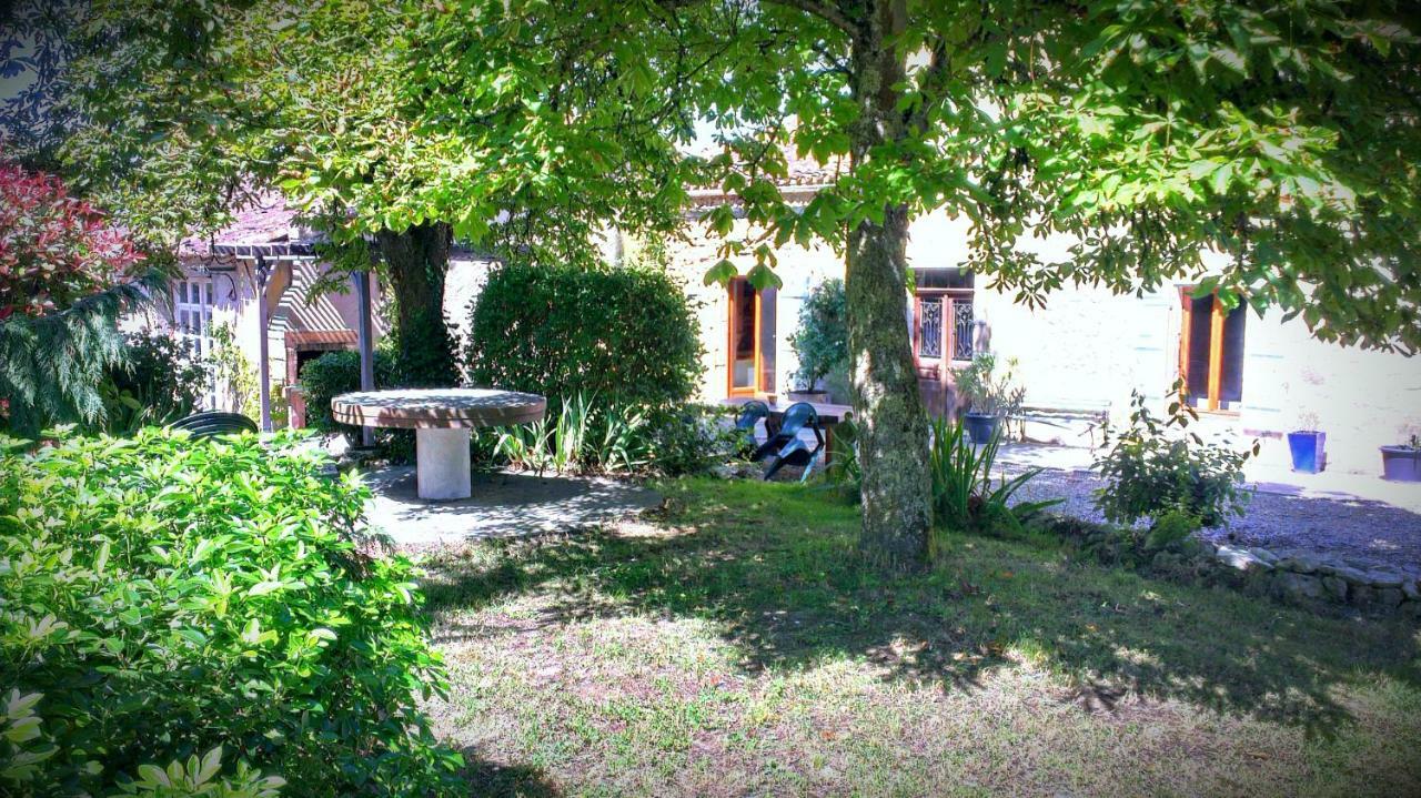 Bed and Breakfast Au Garcin La Romieu Esterno foto